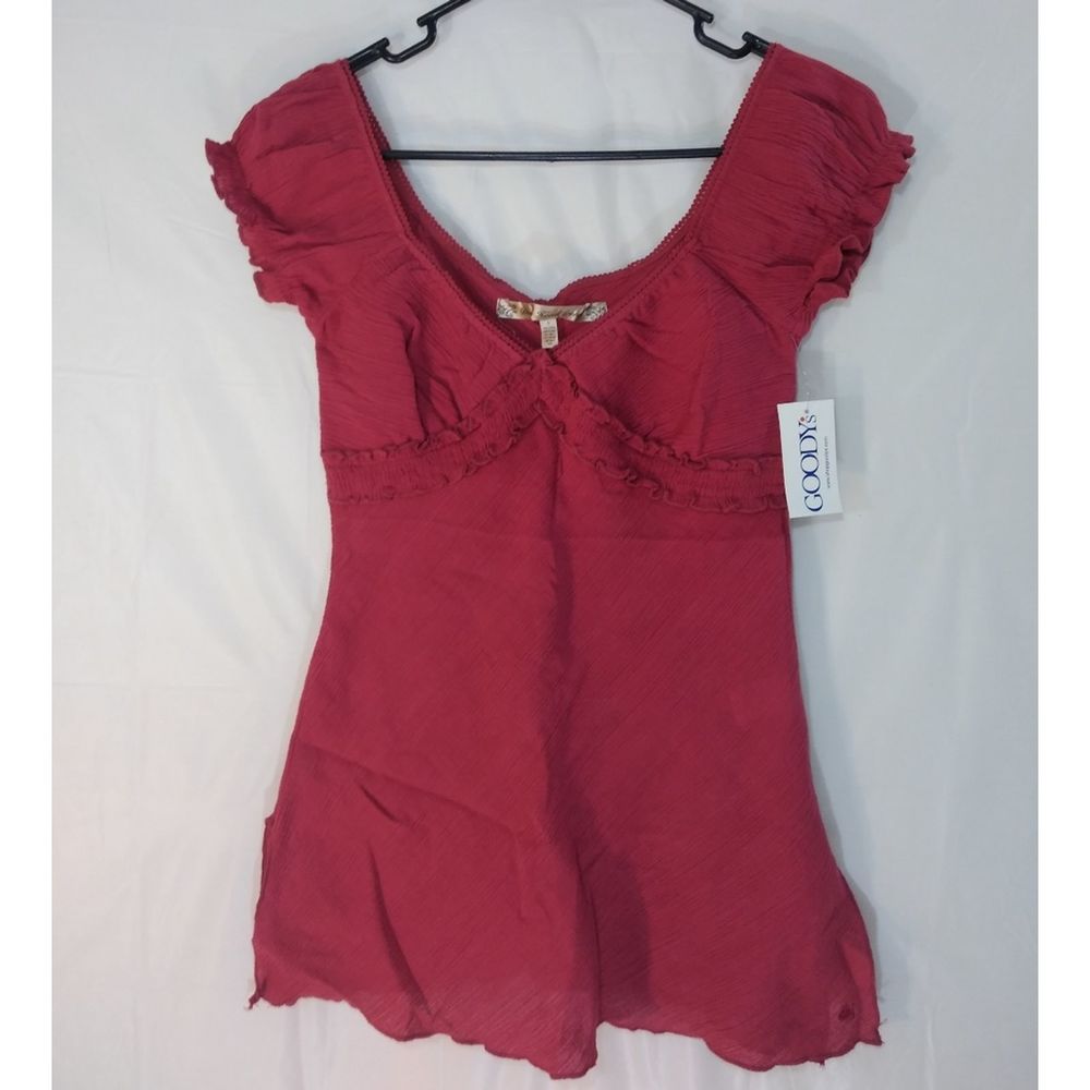 Short sleeve red  peasant style top